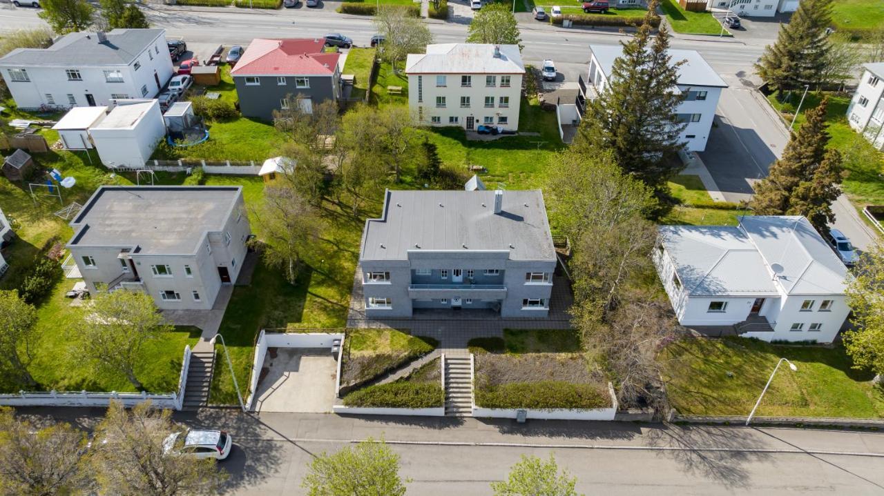 Guesthouse Akureyri - Apartments Near Down Town Esterno foto