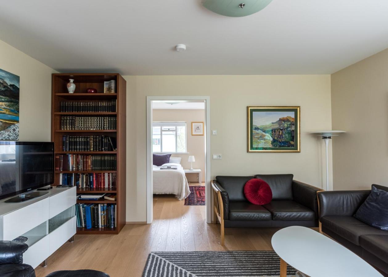 Guesthouse Akureyri - Apartments Near Down Town Esterno foto