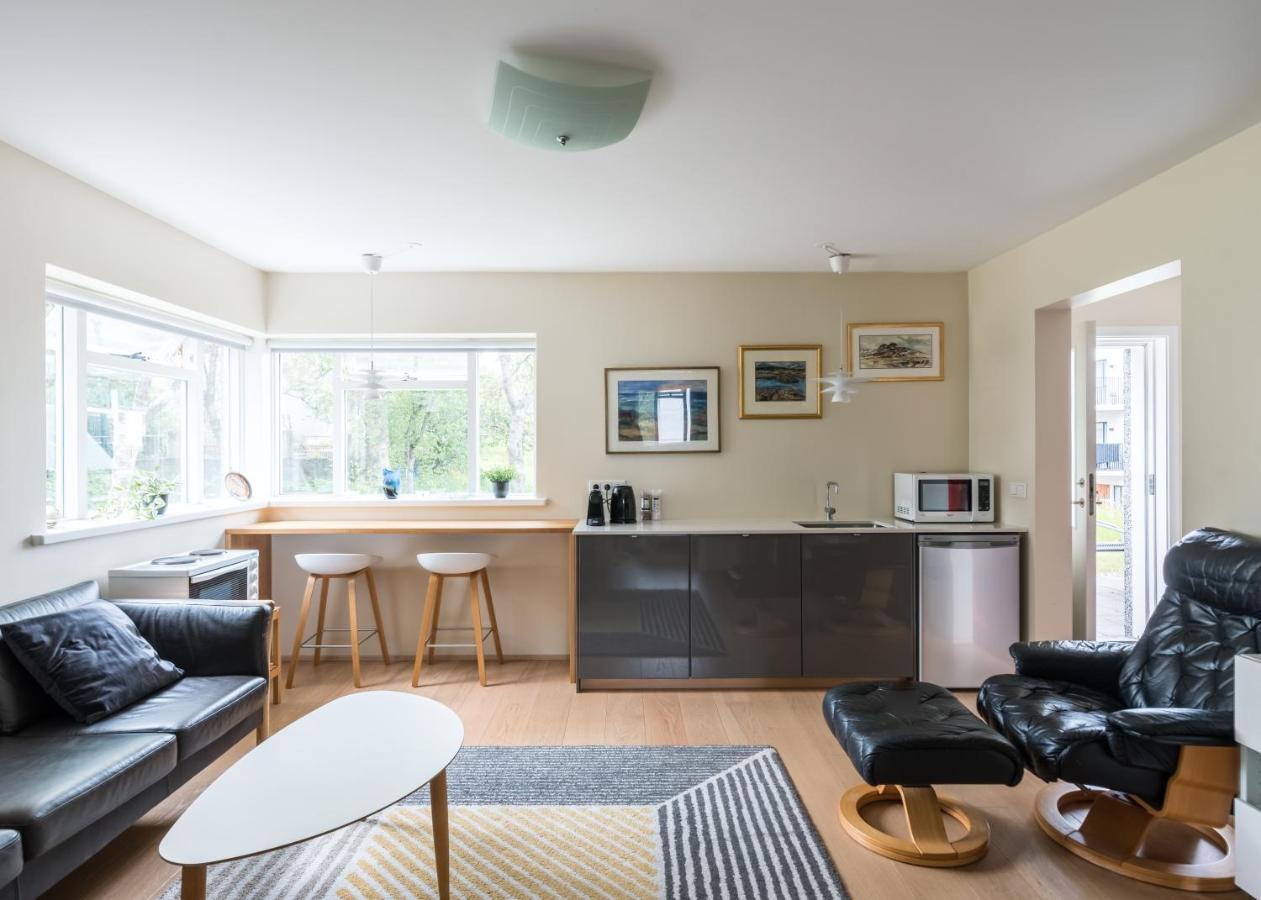 Guesthouse Akureyri - Apartments Near Down Town Esterno foto